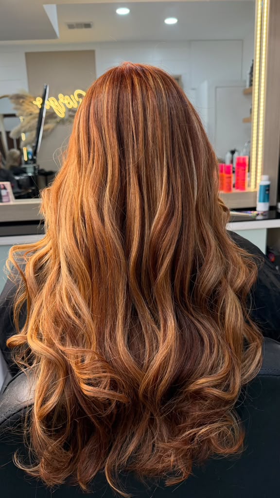 Resultado de cabello realizado por Paola Mochyduki 10